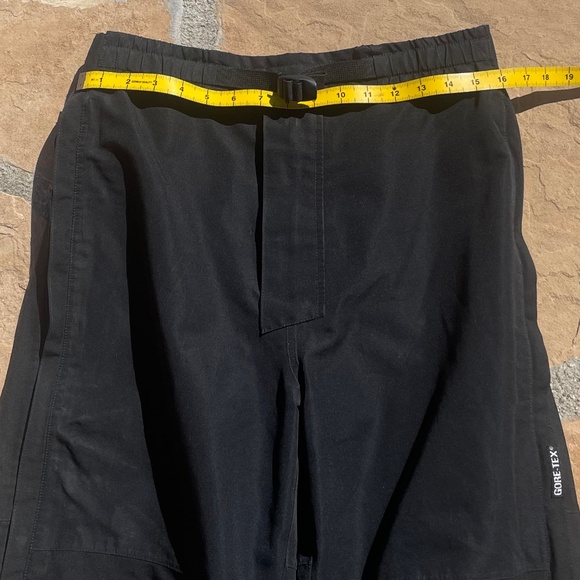 Great Condition ~ Mountain Hardware Gore-tex Ski/Snow Pants (Men’s Size Medium) - Picture 12 of 13